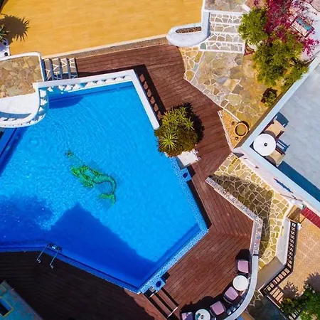 One Private With Stunning Full Sea View, Shared Pool And Ac * Hersónissos