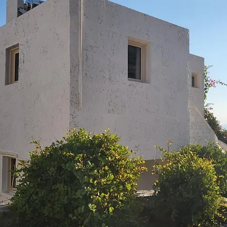 公寓 One Private With Stunning Full Sea View, Shared Pool And Ac