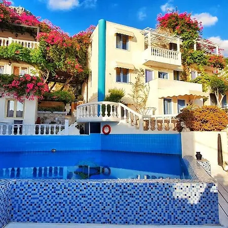 Apartman One Private With Stunning Full Sea View, Shared Pool And Ac